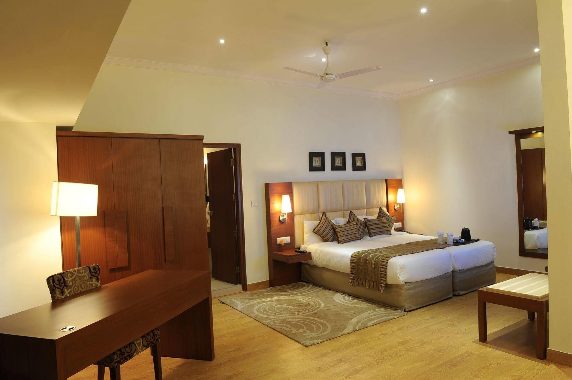 Ahuja Residency Sunder Nagar Ξενοδοχείο Νέο Δελχί Εξωτερικό φωτογραφία