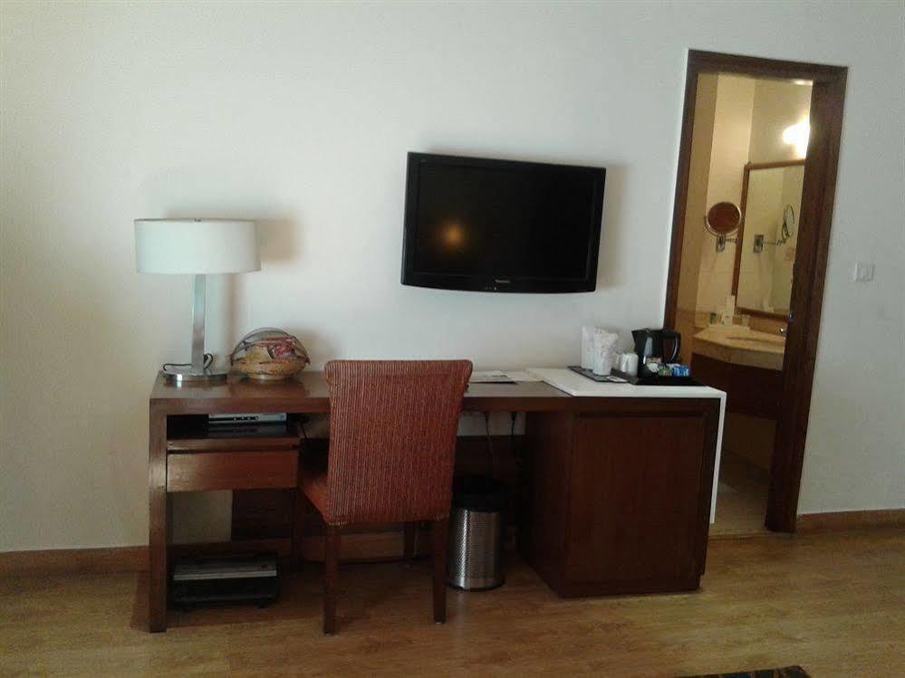 Ahuja Residency Sunder Nagar Ξενοδοχείο Νέο Δελχί Εξωτερικό φωτογραφία