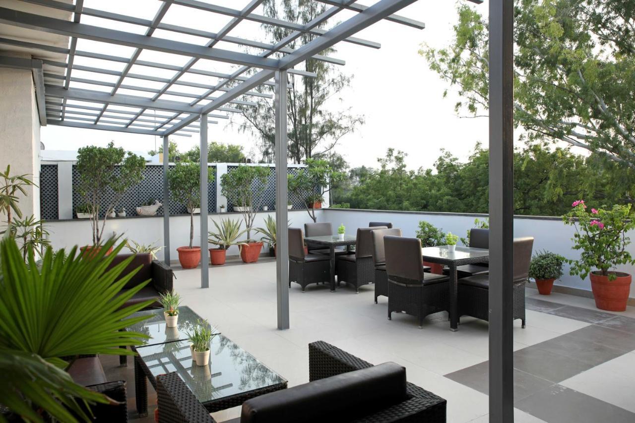 Ahuja Residency Sunder Nagar Ξενοδοχείο Νέο Δελχί Εξωτερικό φωτογραφία